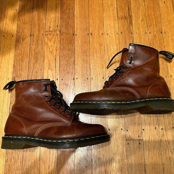 Dr. Martens 1460 - 8-eye - Orleans Leather - Discontinued - US 10M / UK 9M - Picture 2 of 8